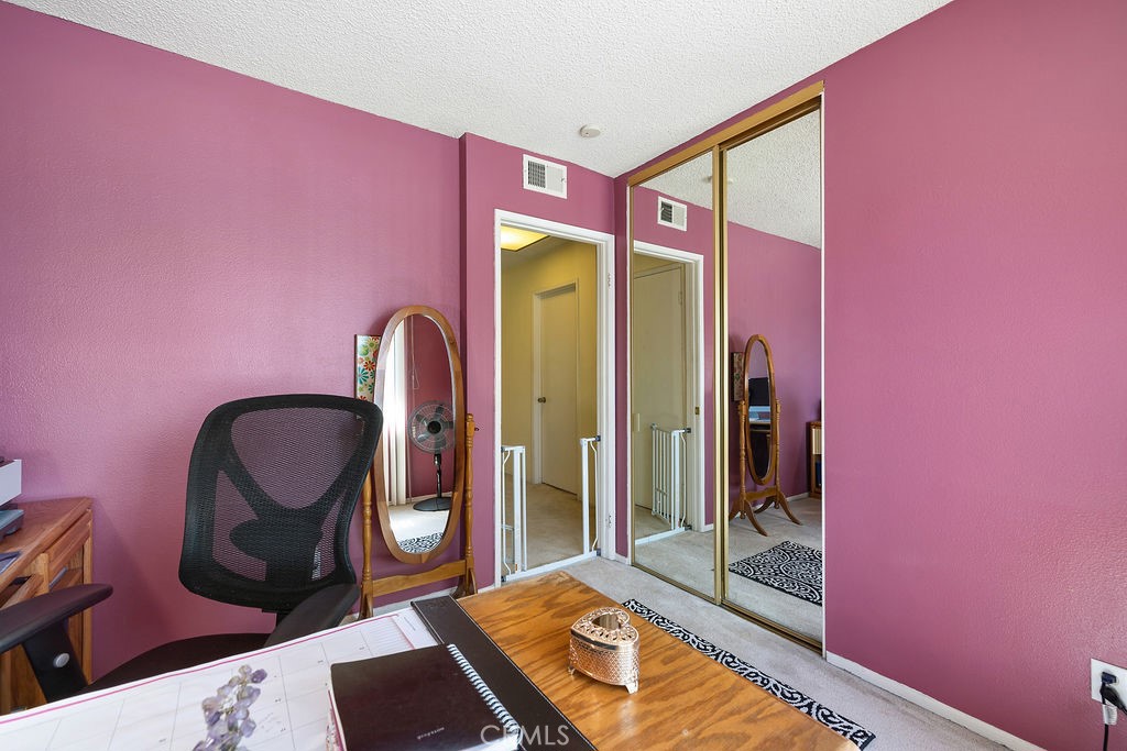 44668 13th Street E