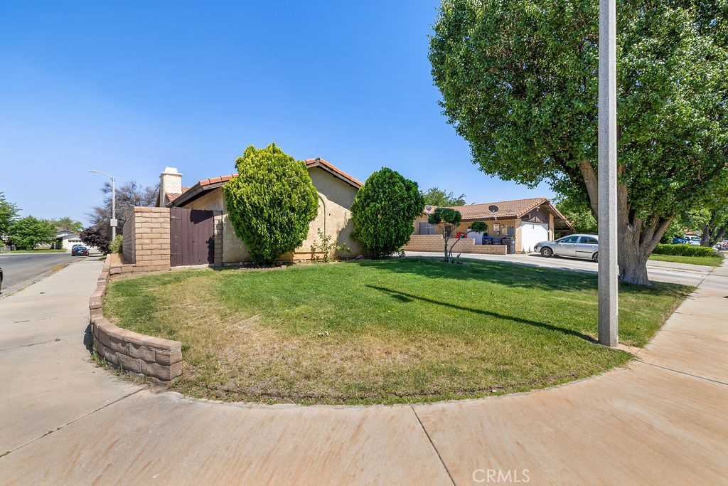 44668 13th Street E