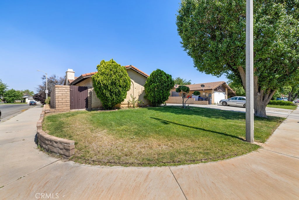 44668 13th Street E