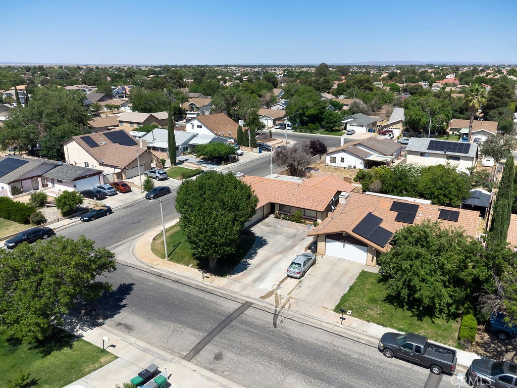 44668 13th Street E
