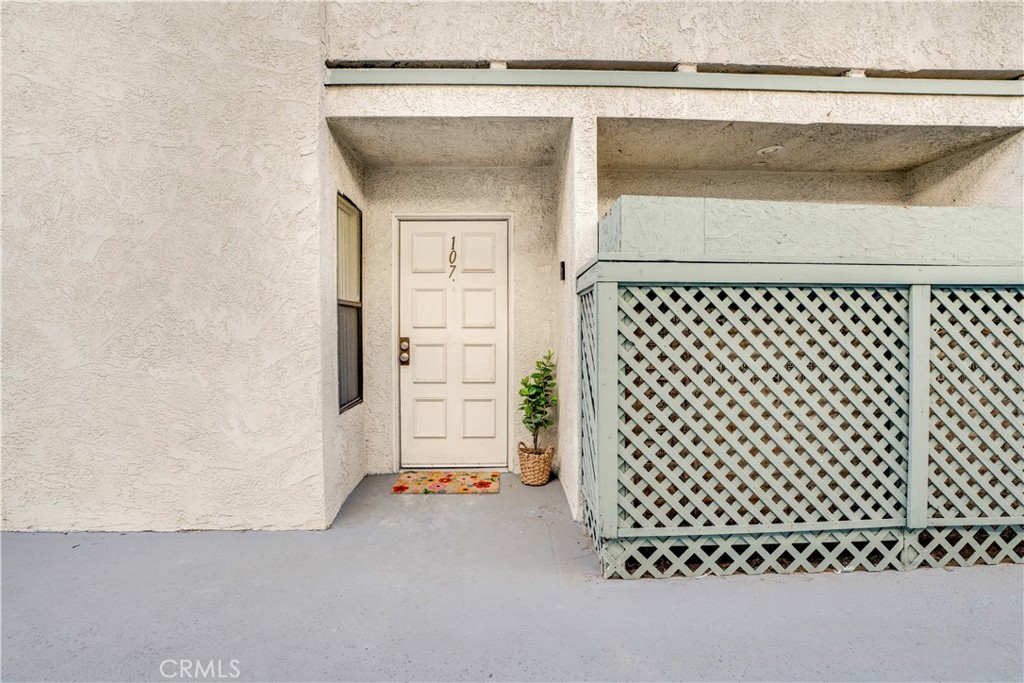 9038 Orion Avenue 107