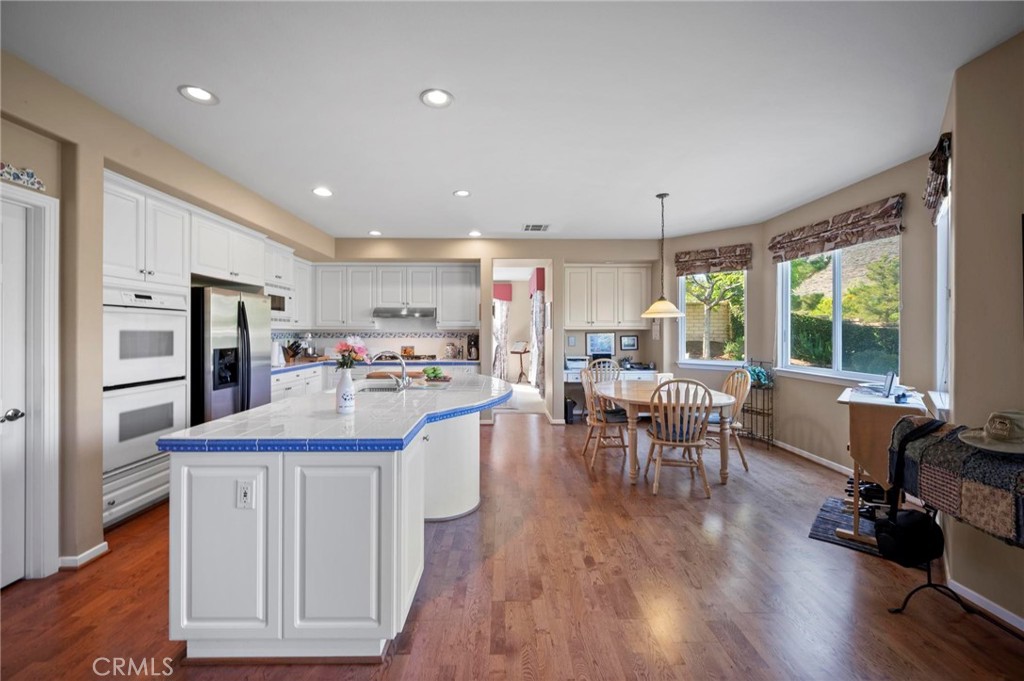 3262 Bluebird Circle