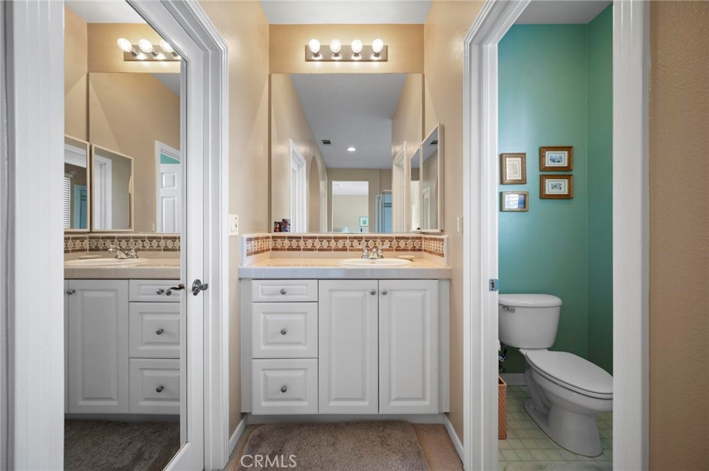 3262 Bluebird Circle