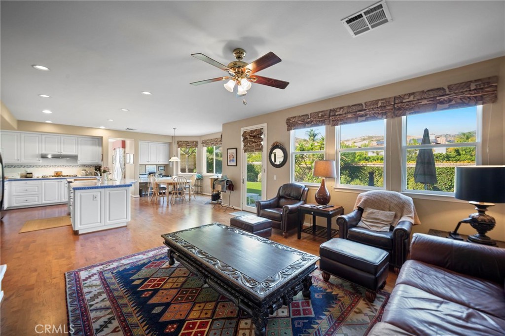 3262 Bluebird Circle