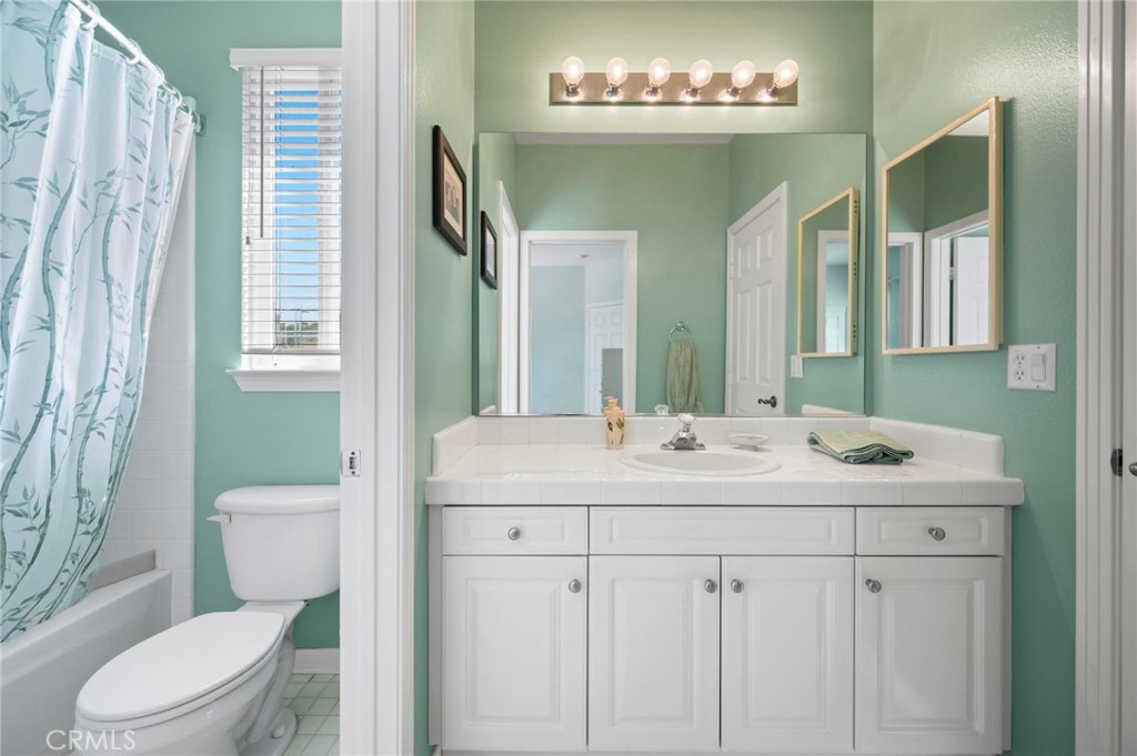 3262 Bluebird Circle