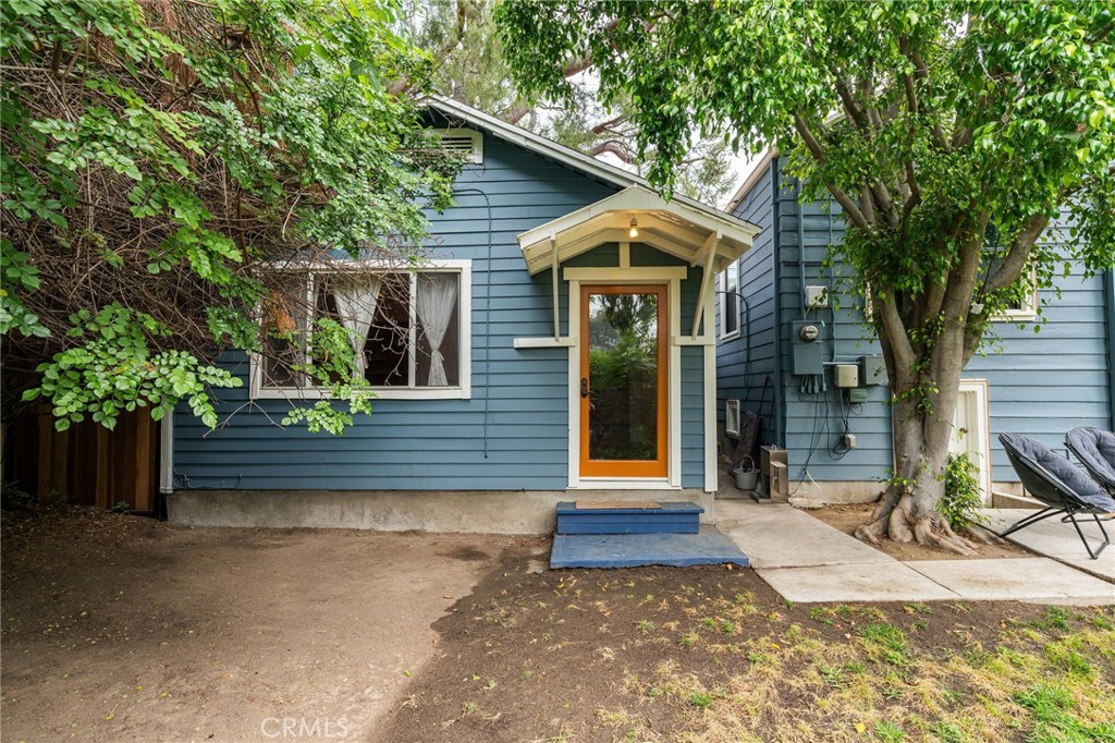 1812 Las Flores Drive