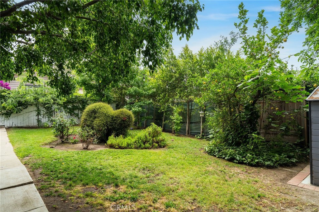1812 Las Flores Drive
