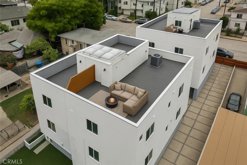 201 S Westlake Ave Unit #203