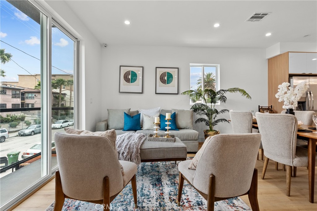 201 S Westlake Ave Unit #203