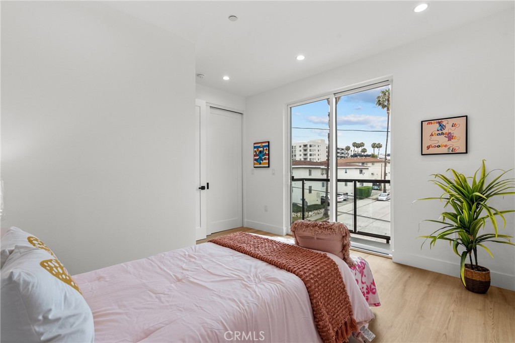 201 S Westlake Ave Unit #203