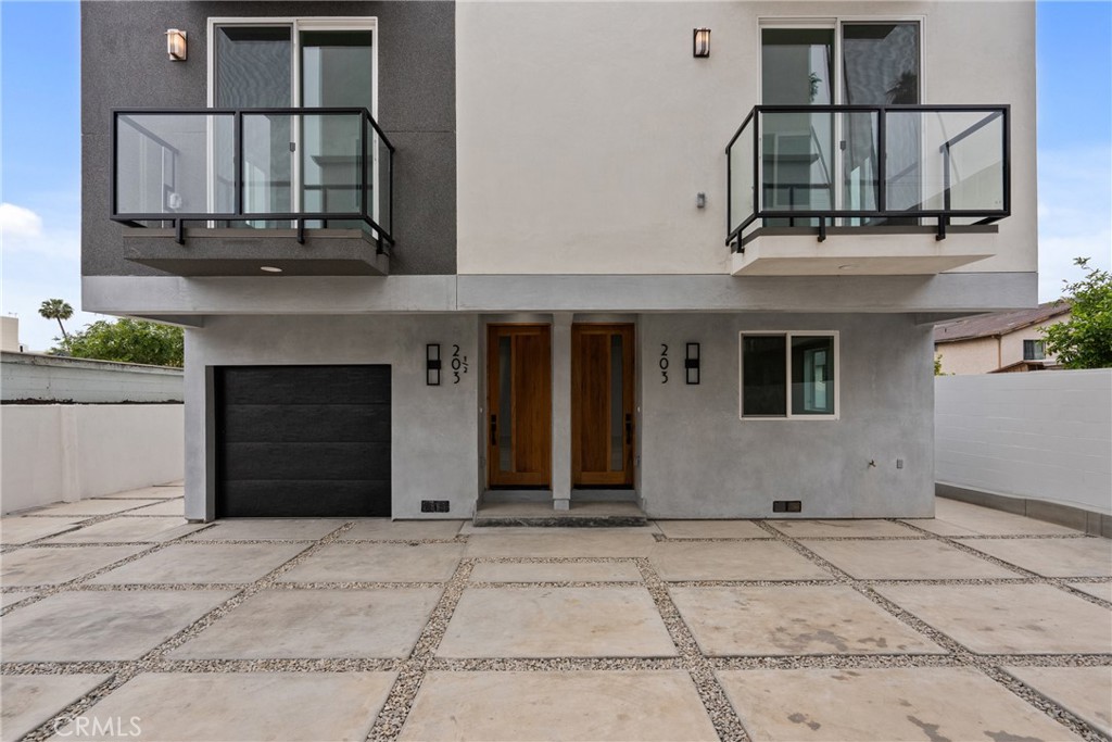 201 S Westlake Ave Unit #203