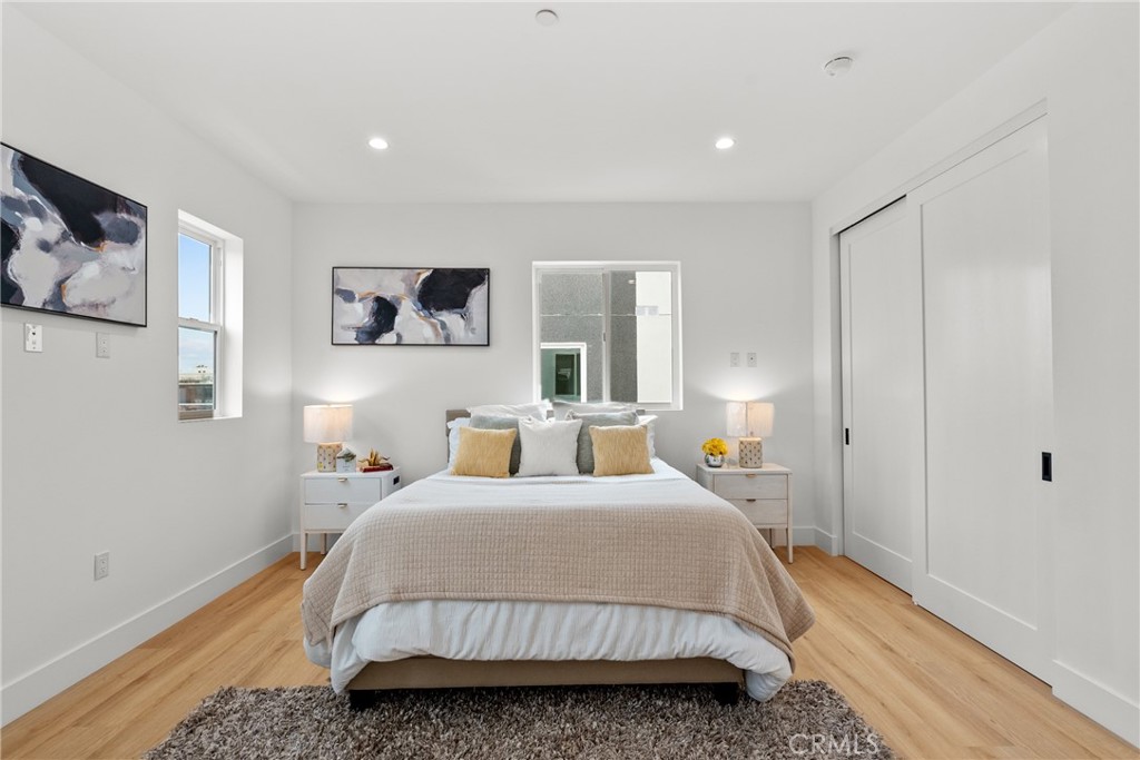 201 S Westlake Ave Unit #203