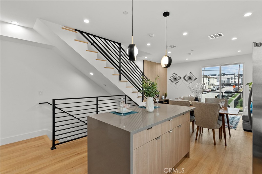 201 S Westlake Ave Unit #203