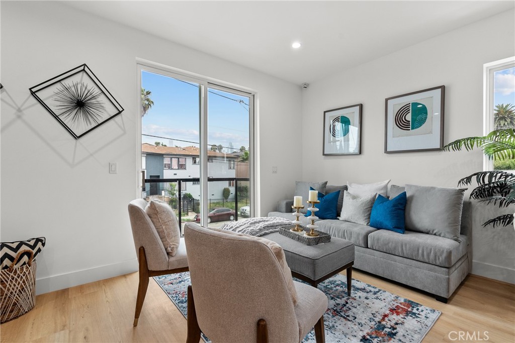 201 S Westlake Ave Unit #203