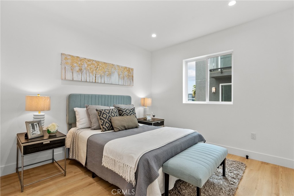 201 S Westlake Ave Unit #203