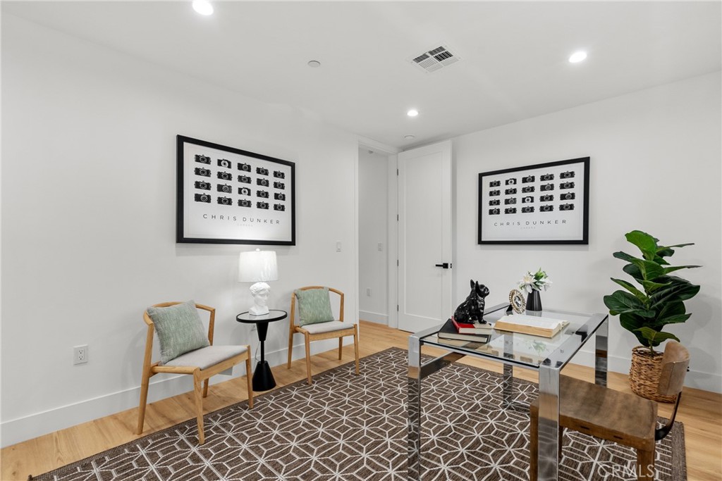 201 S Westlake Ave Unit #203