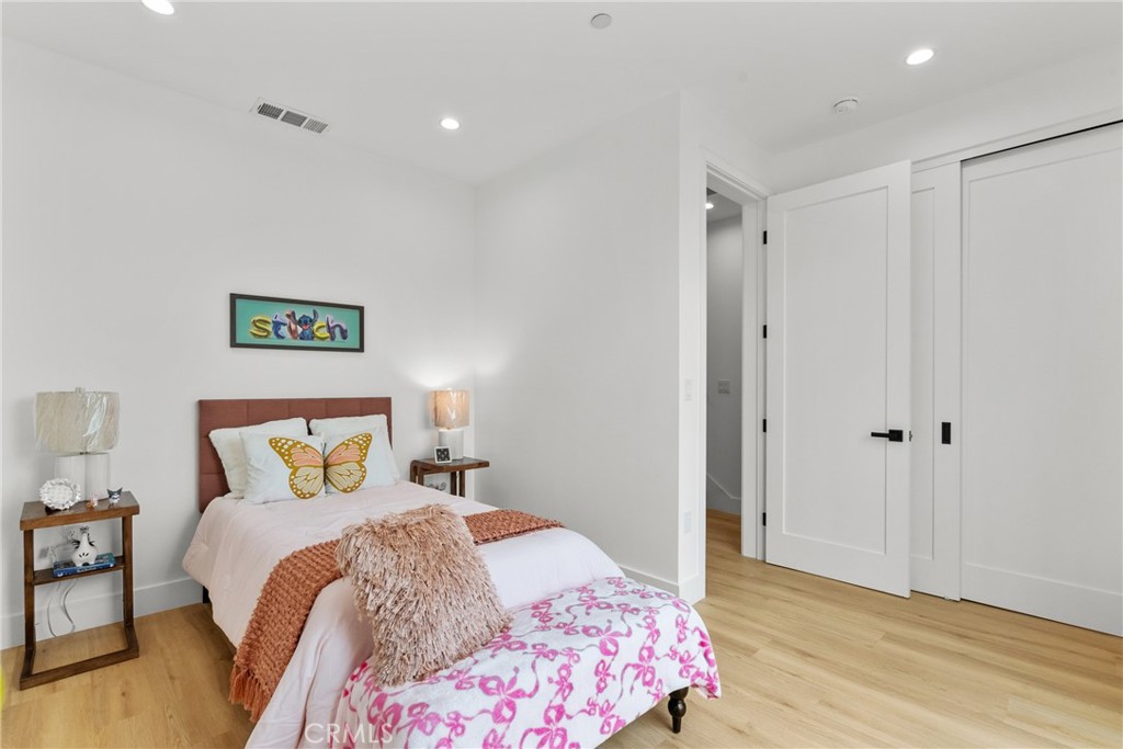 201 S Westlake Ave Unit #203