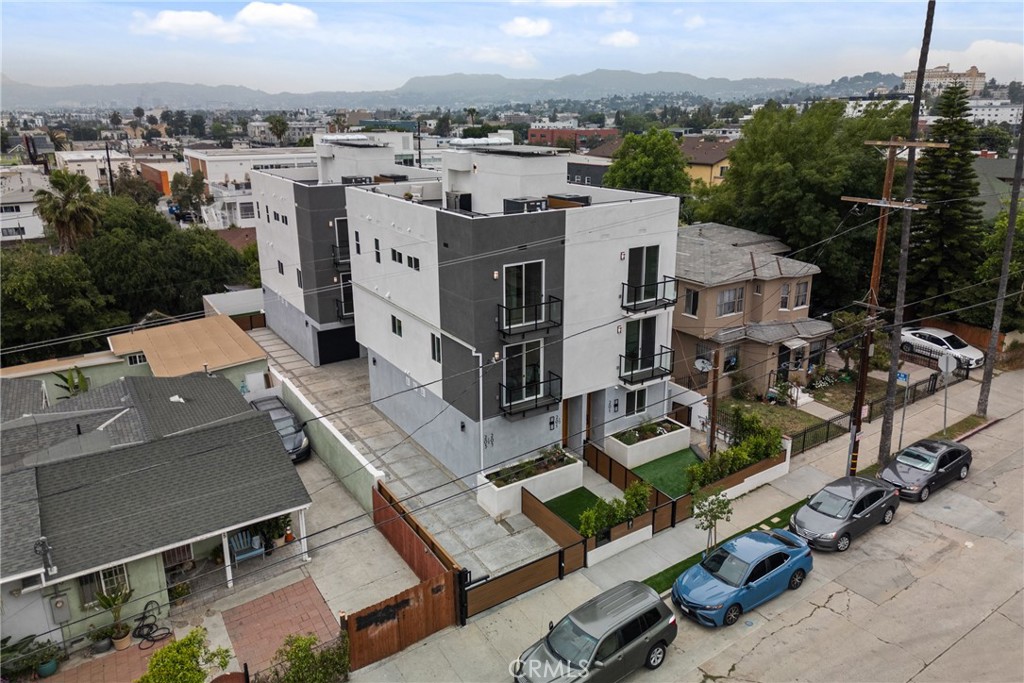 201 S Westlake Ave Unit #203