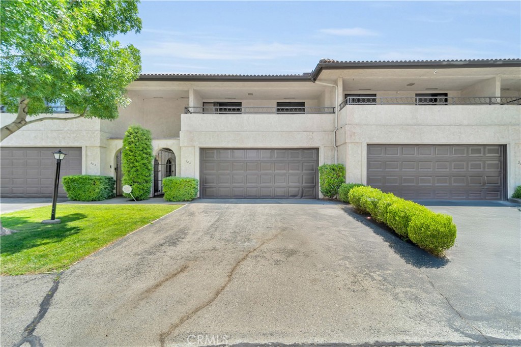 204 Hawk Lane