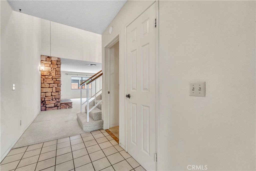 204 Hawk Lane