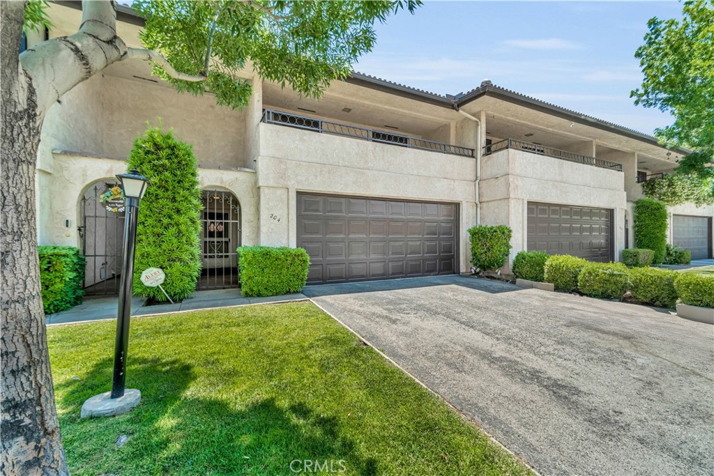 204 Hawk Lane
