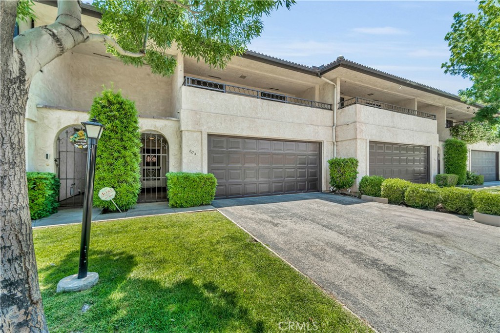 204 Hawk Lane
