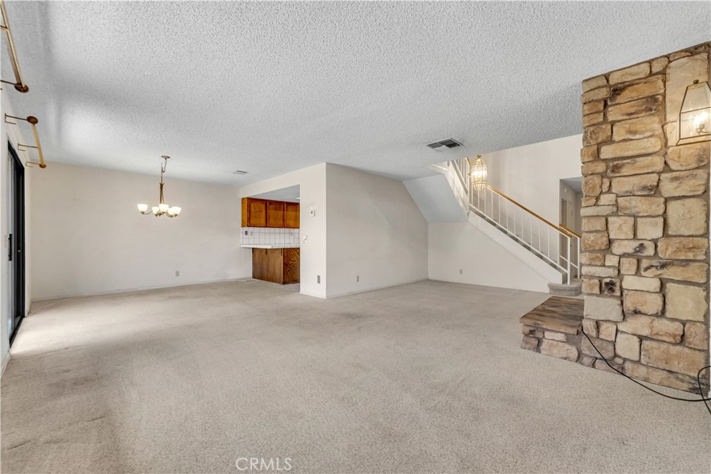 204 Hawk Lane