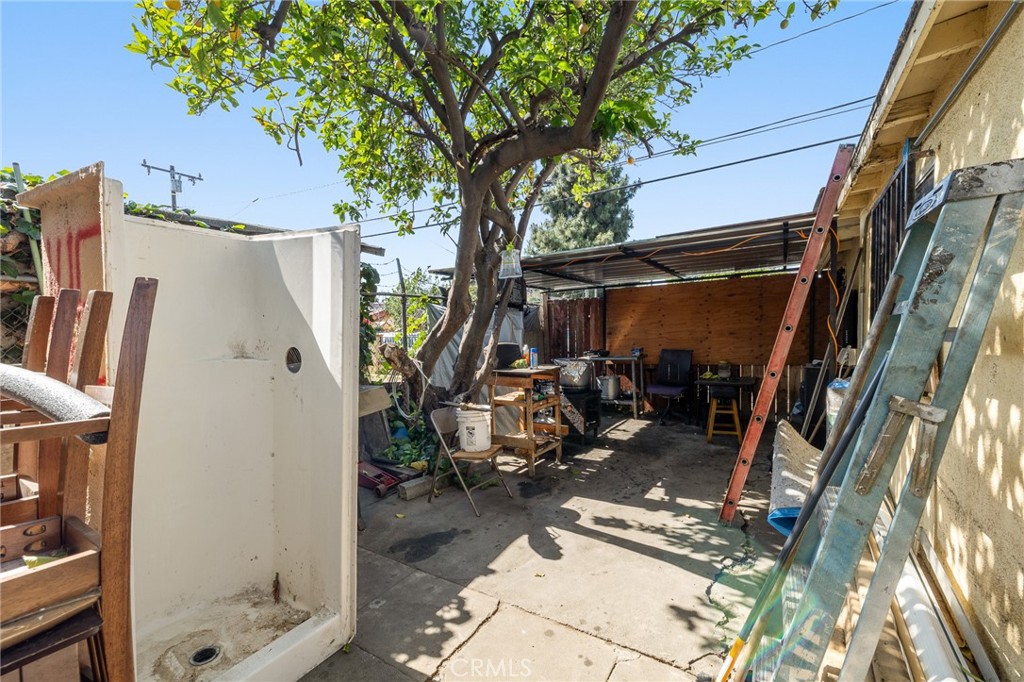 601 S Record Avenue