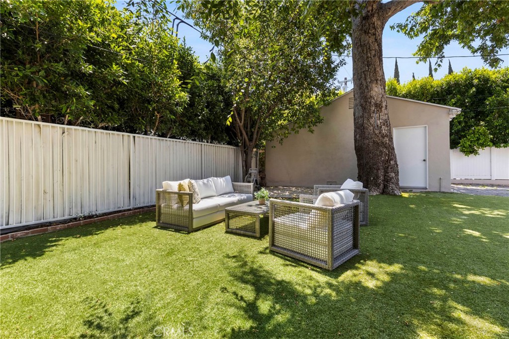 3966 Alcove Avenue
