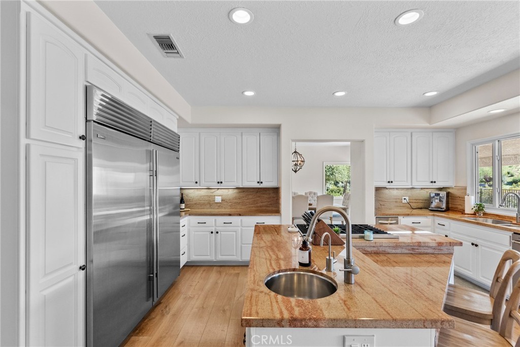 25174 Mulholland Highway