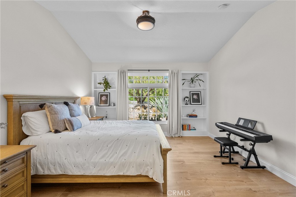 25174 Mulholland Highway