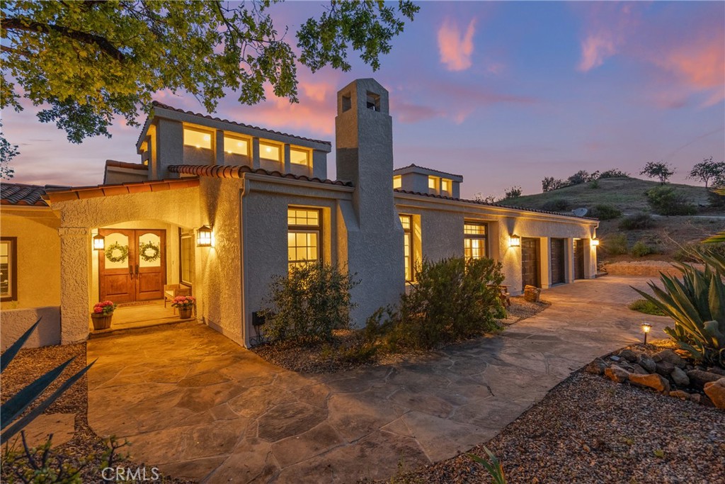 25174 Mulholland Highway