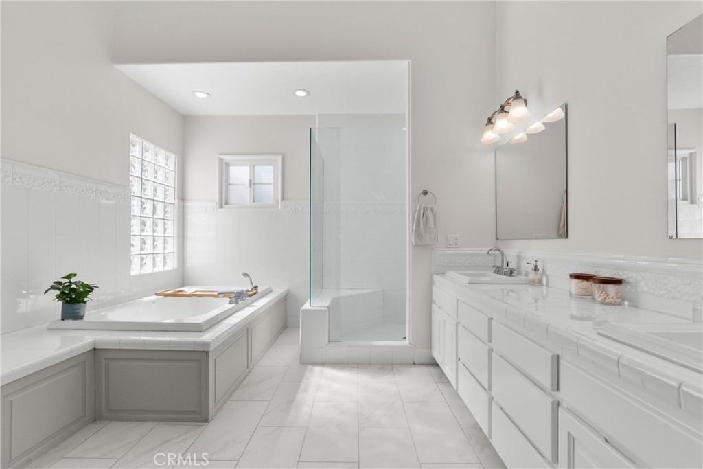 25174 Mulholland Highway