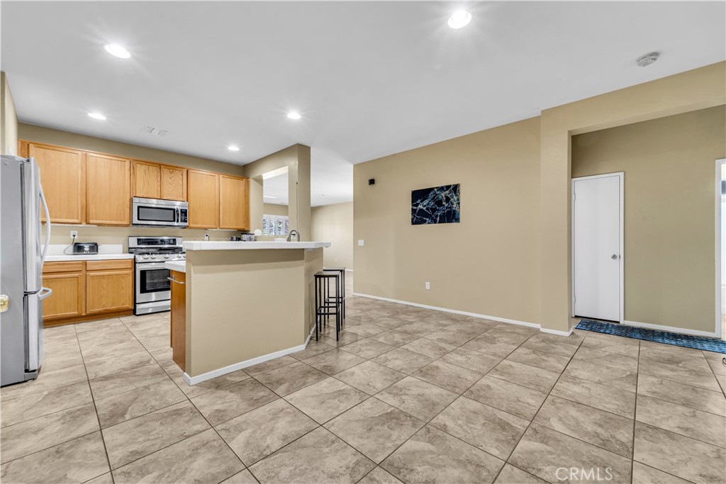 43627 Rialto Drive