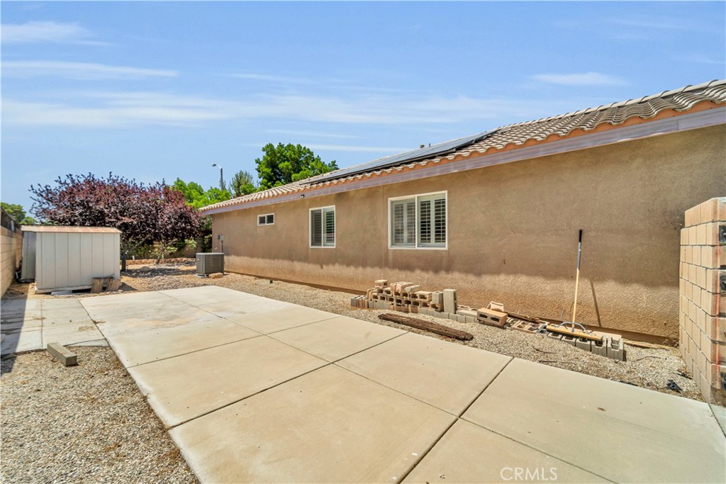 43627 Rialto Drive
