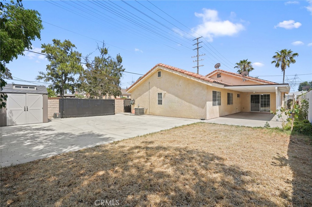 11833 Pendleton Street