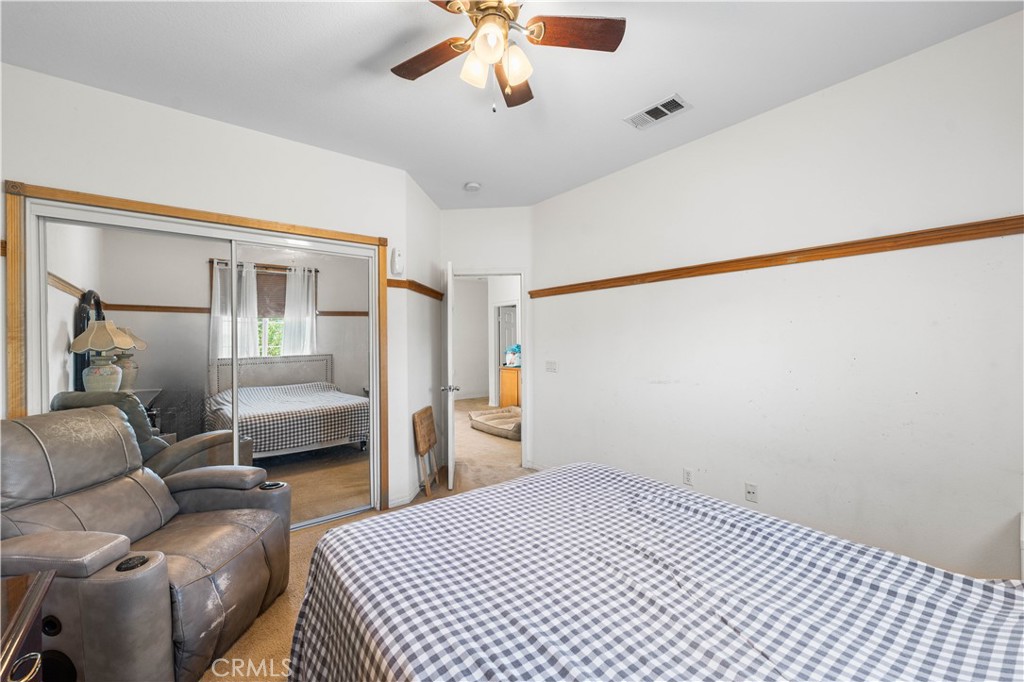 1617 W Avenue P6