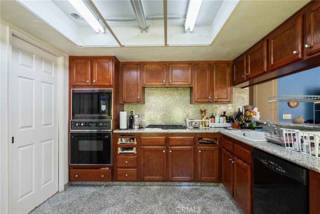 25215 Hazelcrest Lane
