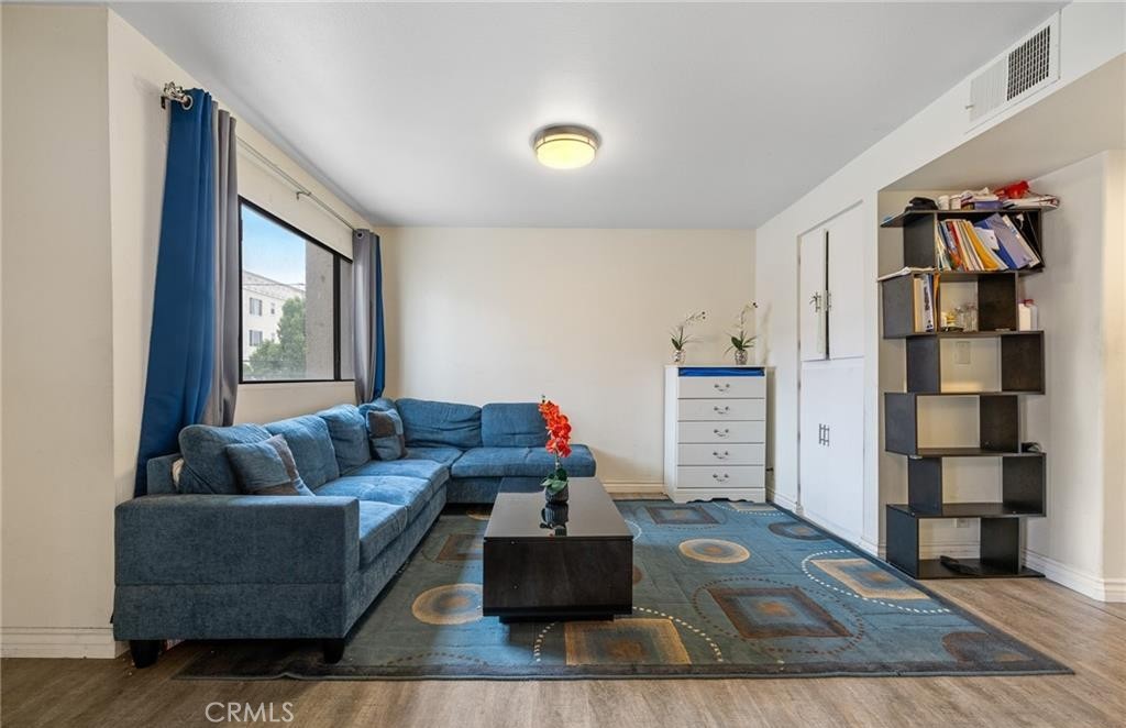 435 S Virgil Avenue 225