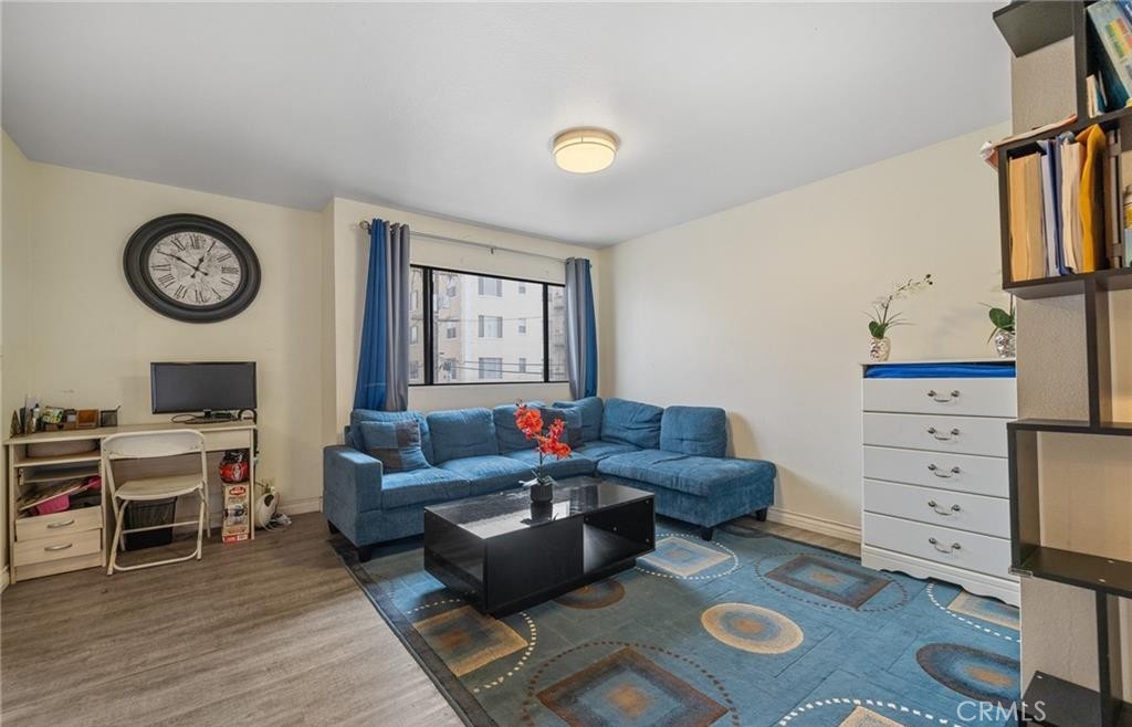 435 S Virgil Avenue 225