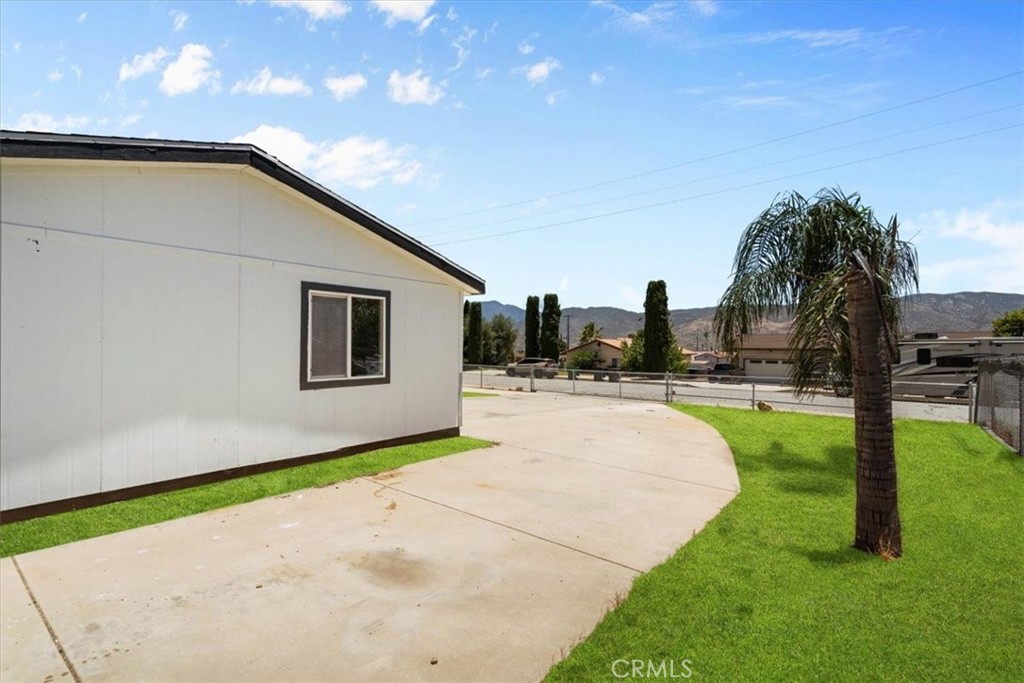 1225 N Alessandro Street