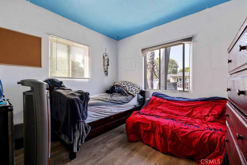 182 E MacFarlane Drive