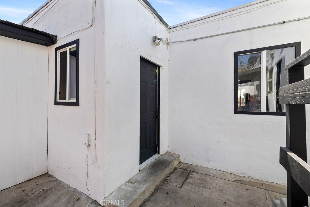 182 E MacFarlane Drive