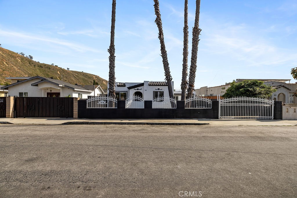 182 McFarlane Drive