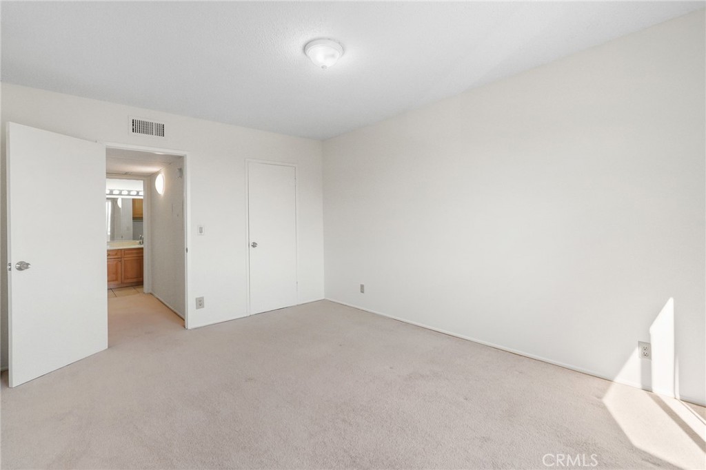 12830 Burbank Boulevard 320