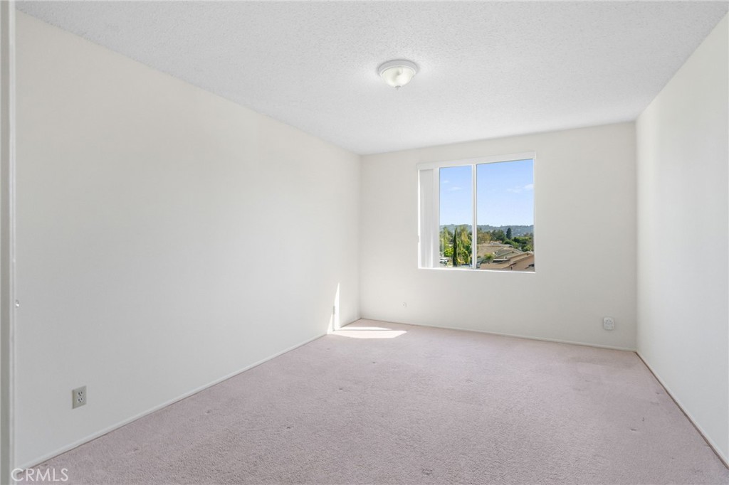 12830 Burbank Boulevard 320