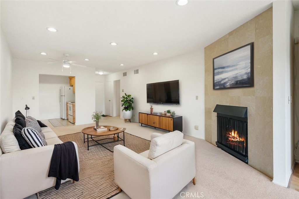 12830 Burbank Boulevard 320