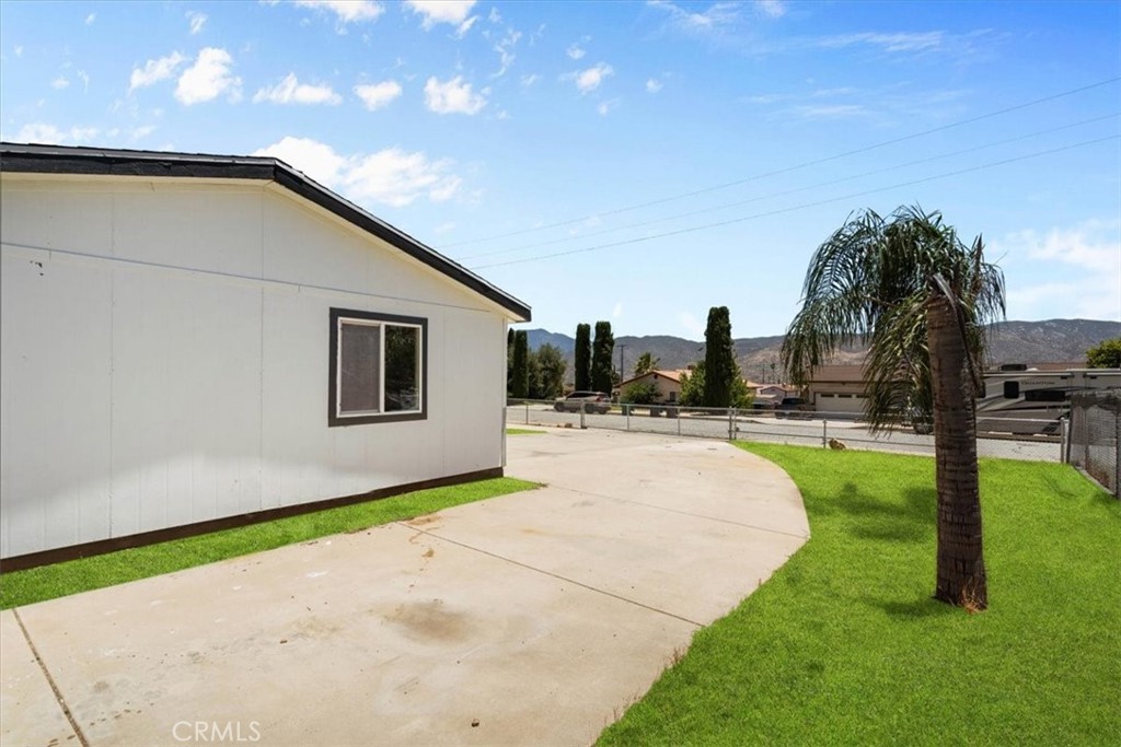 1225 N Alessandro Street