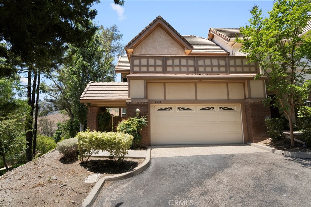 3315 View Pointe Drive