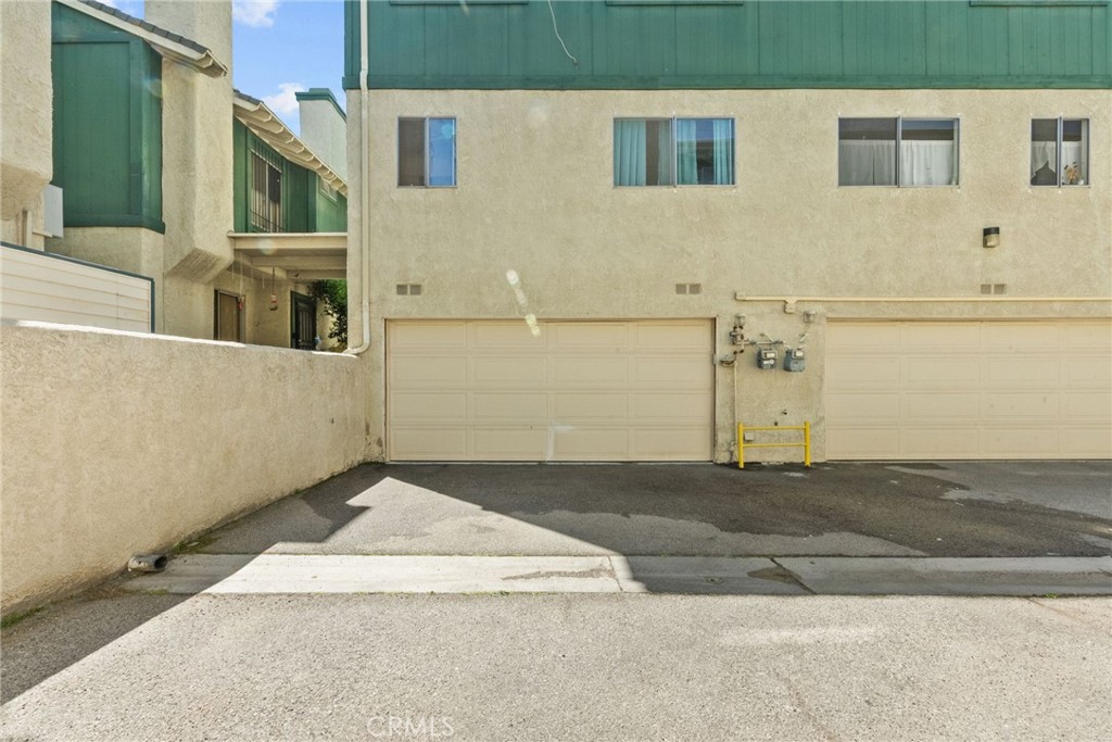 9740 Sepulveda Boulevard 20